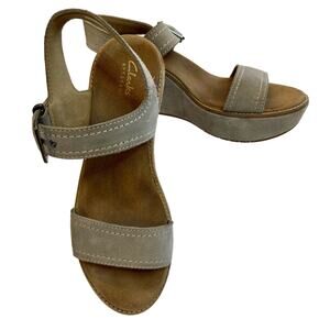 Clarks Artisan Suede Leather Wedge Sandals Size 9M Gray 3” Heel Classic Comfort